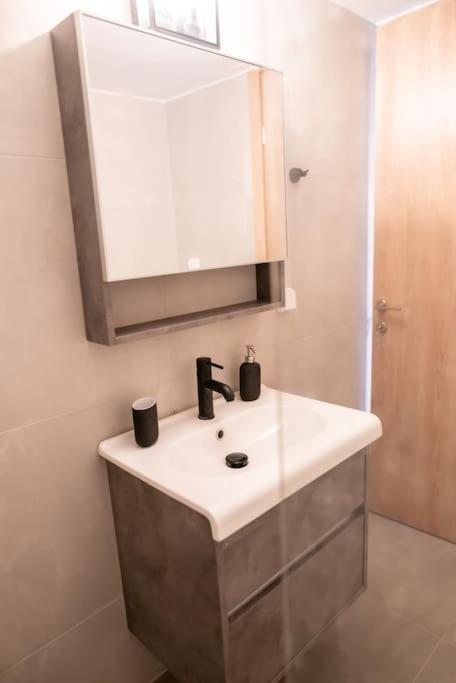 Ferienwohnung Olvia A Breath Away From Old Town Center Rethymno Exterior foto